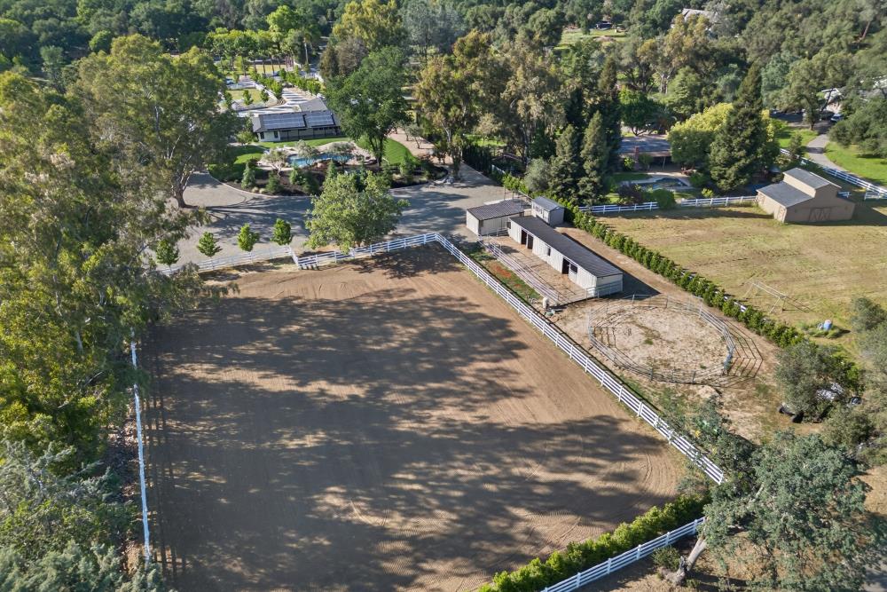 4305 Indian Creek Drive