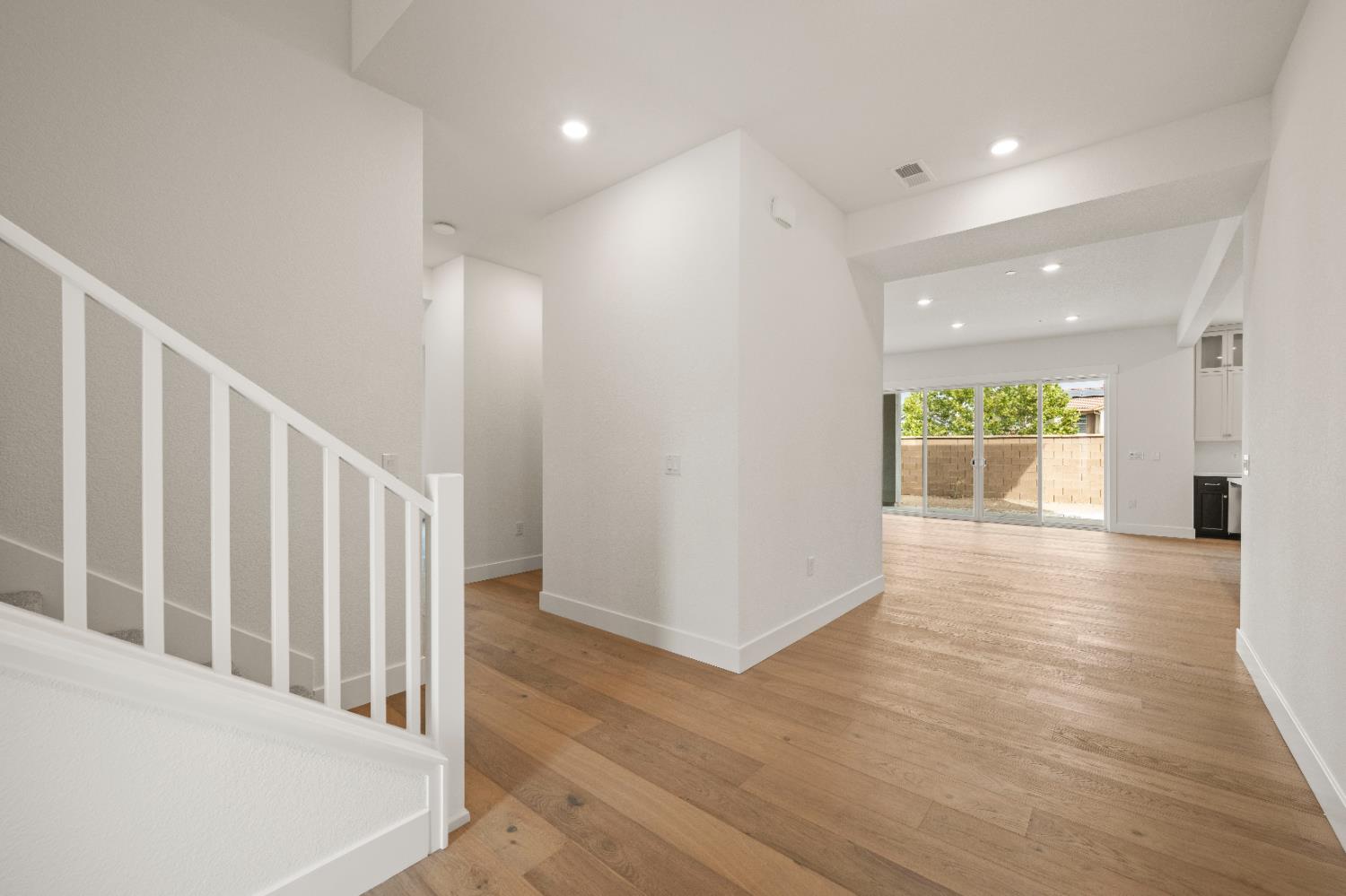 3019 Blackpoint Court