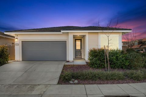 4220 Roanne Way, Rancho Cordova, CA 95742 - MLS#: 225023609