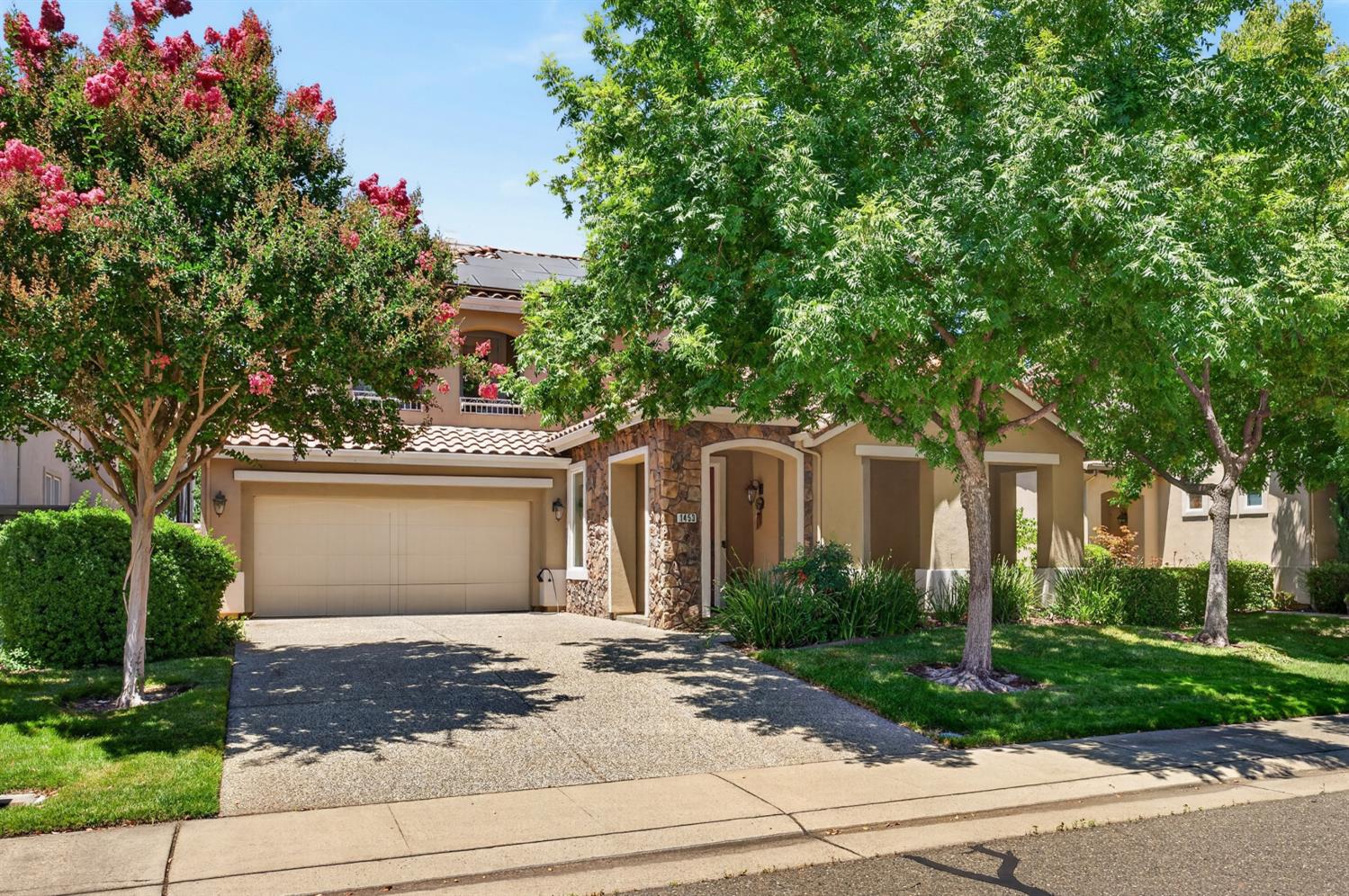 1453 Haddington Drive