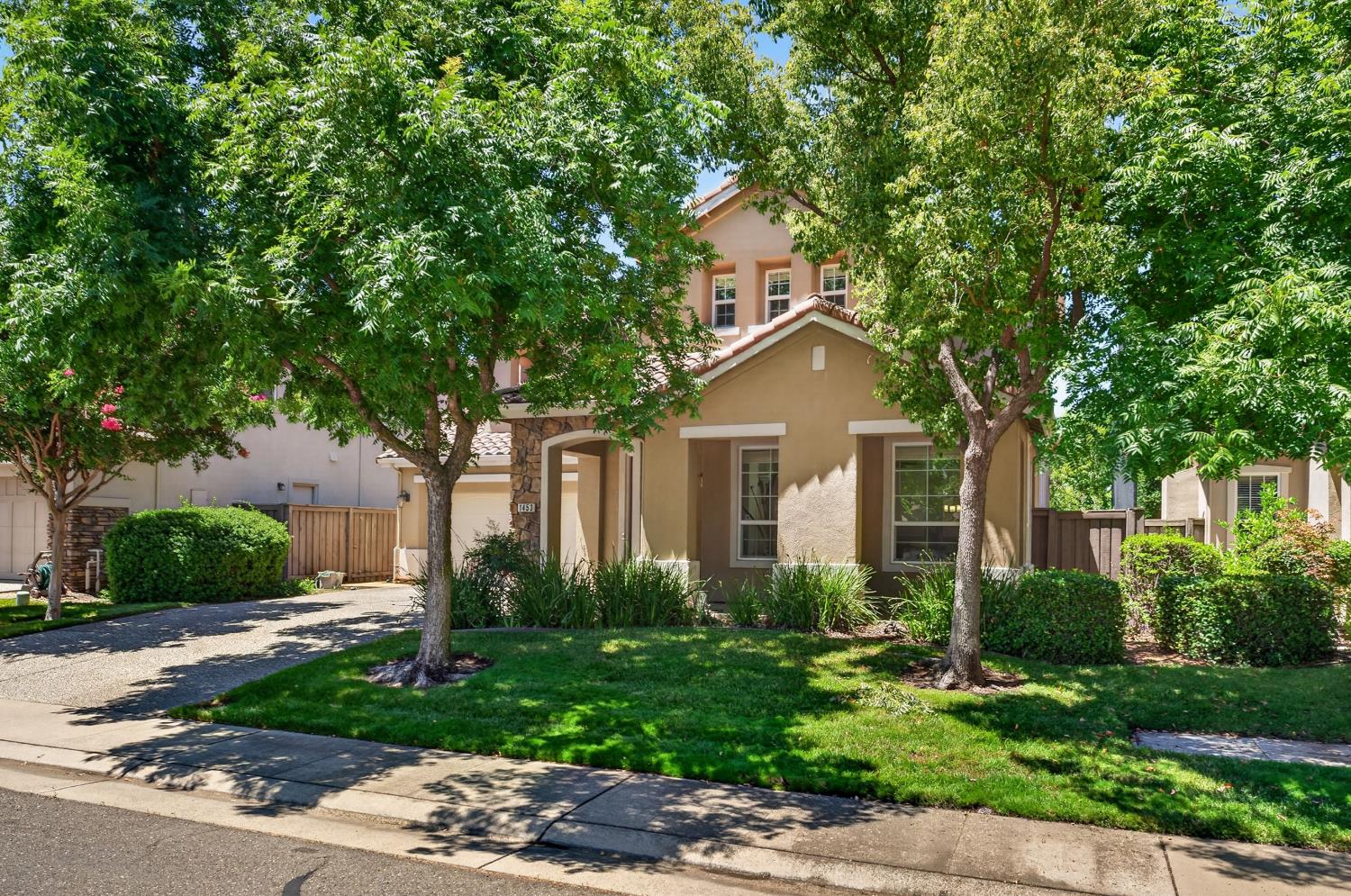 1453 Haddington Drive