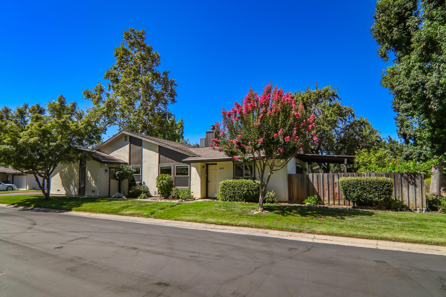2300 Summerfield Court