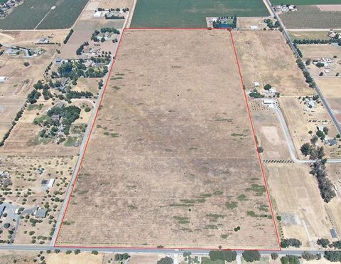 11501 E Jahant Road Acampo CA 95220