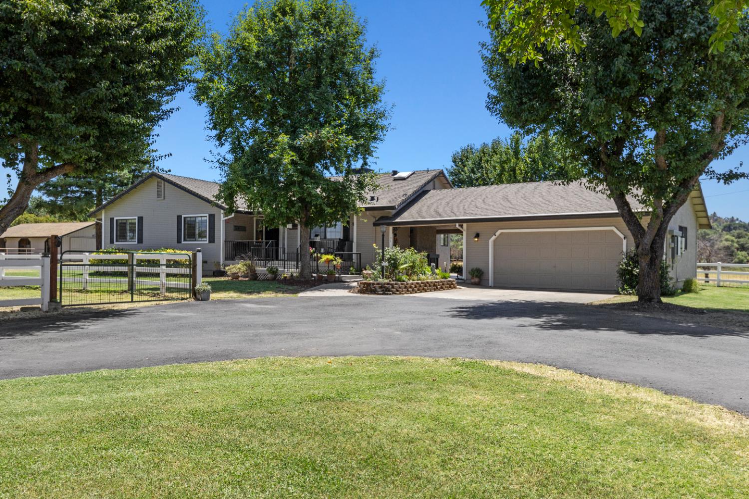 131 Twin Ponds Lane