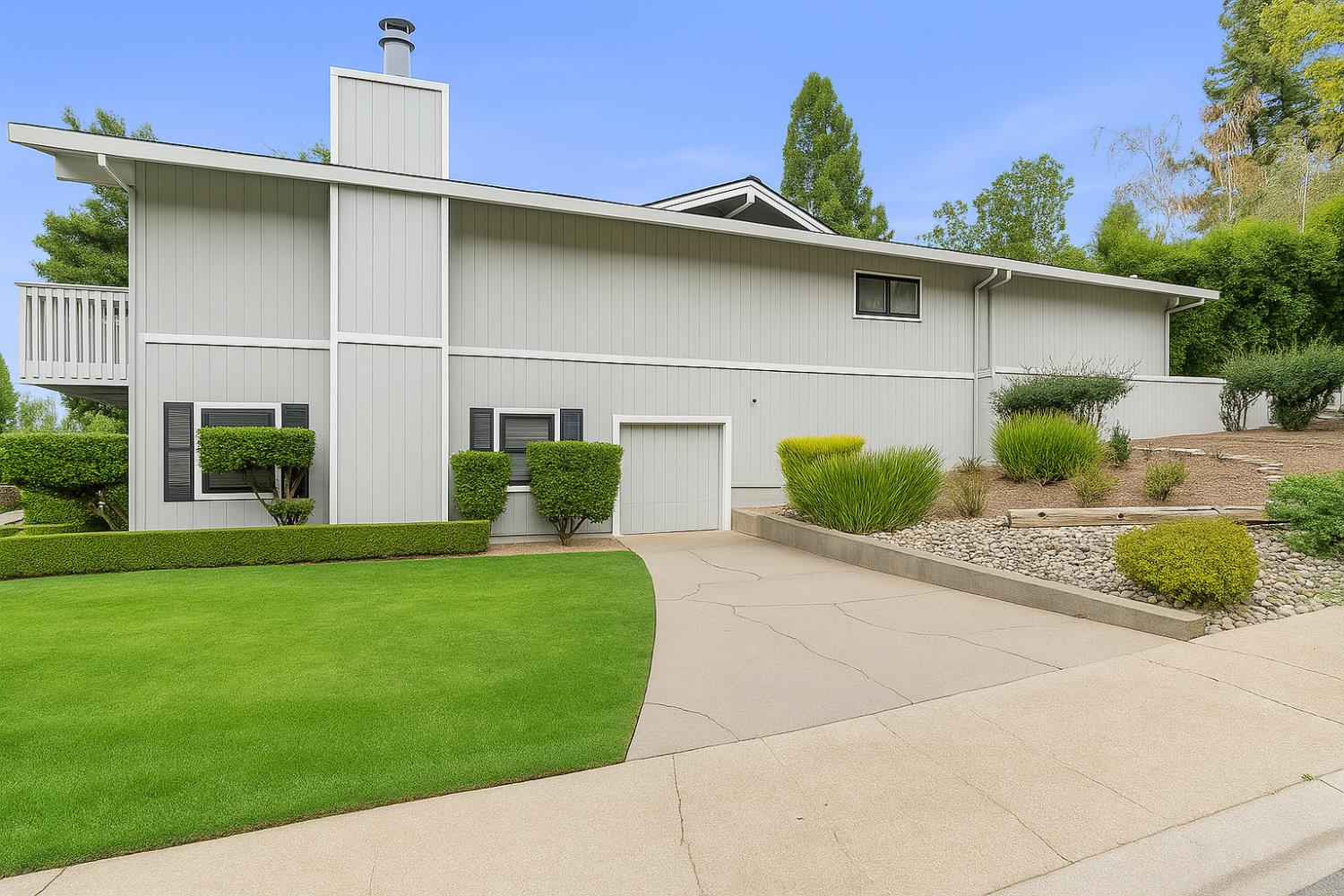 15043 Guadalupe Drive