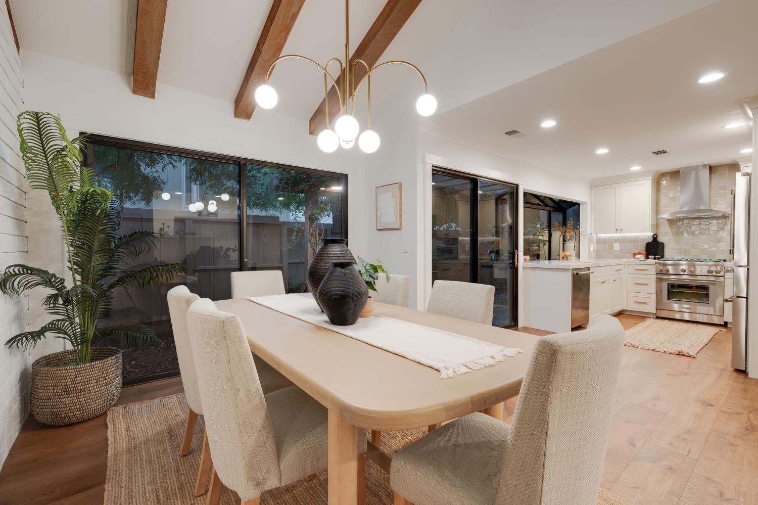 401 Dunbarton Circle