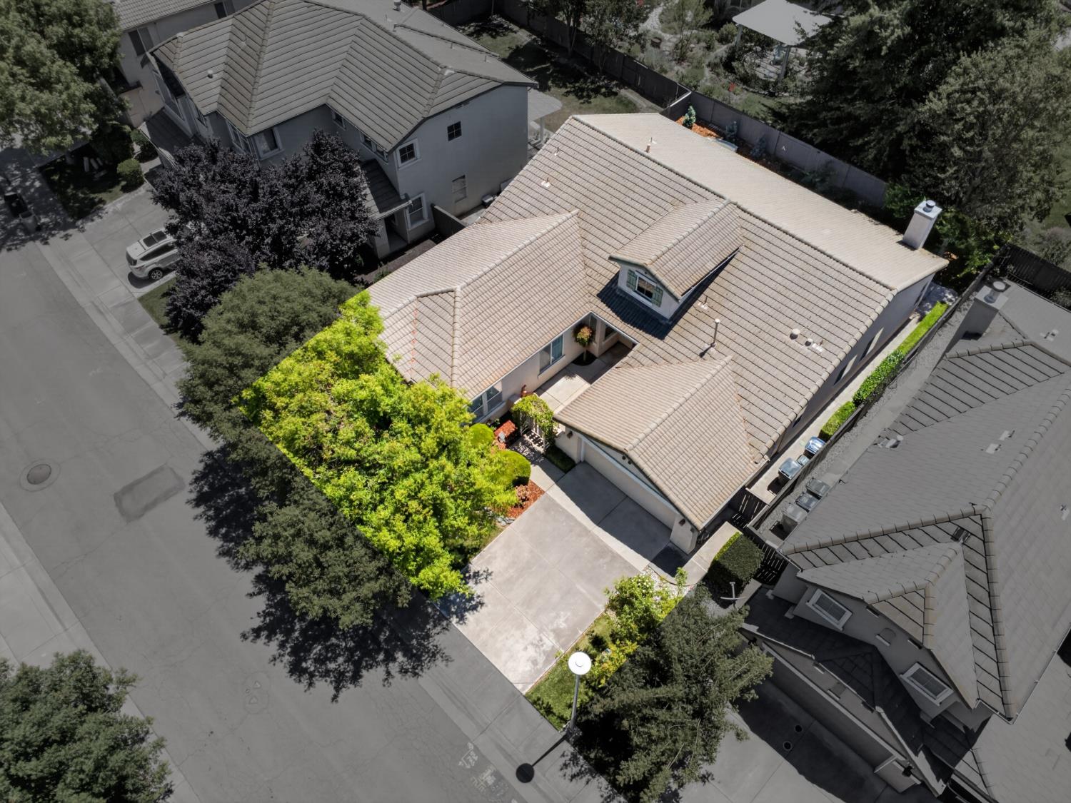 380 Lyman Circle