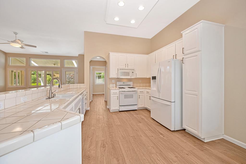 752 Diamond Glen Circle