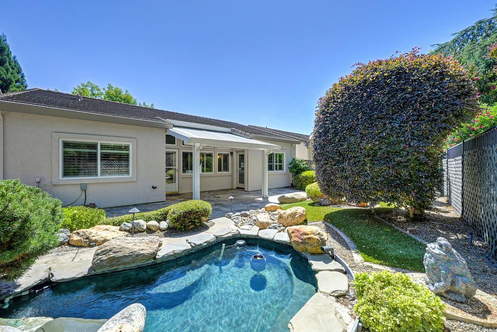 752 Diamond Glen Circle