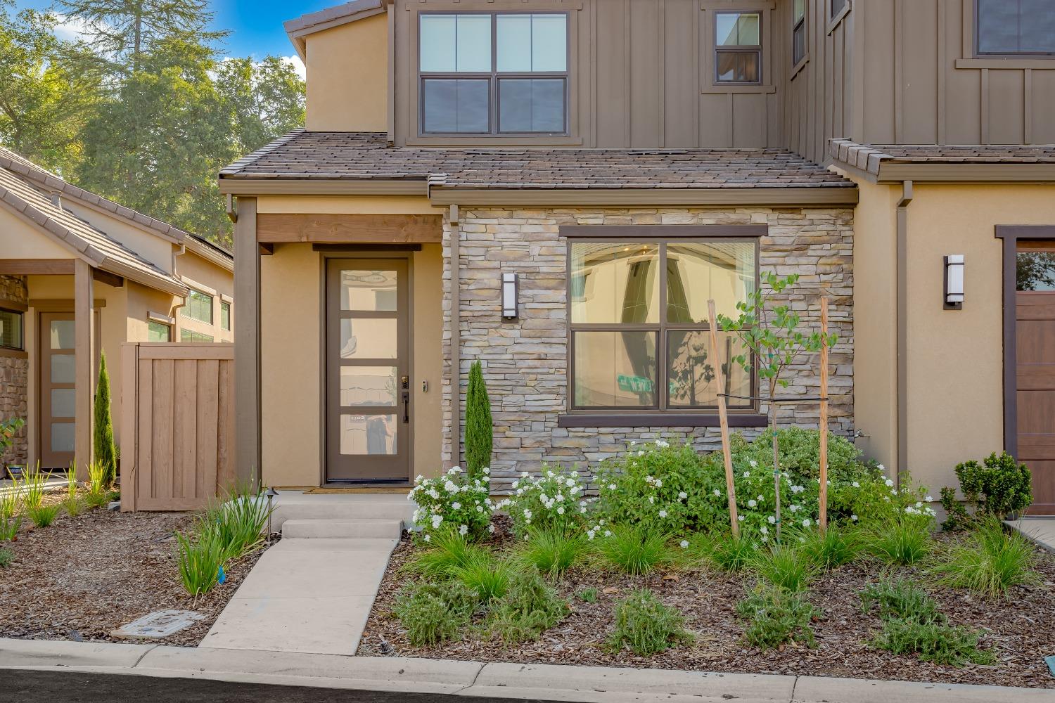 8465 Serene View Road