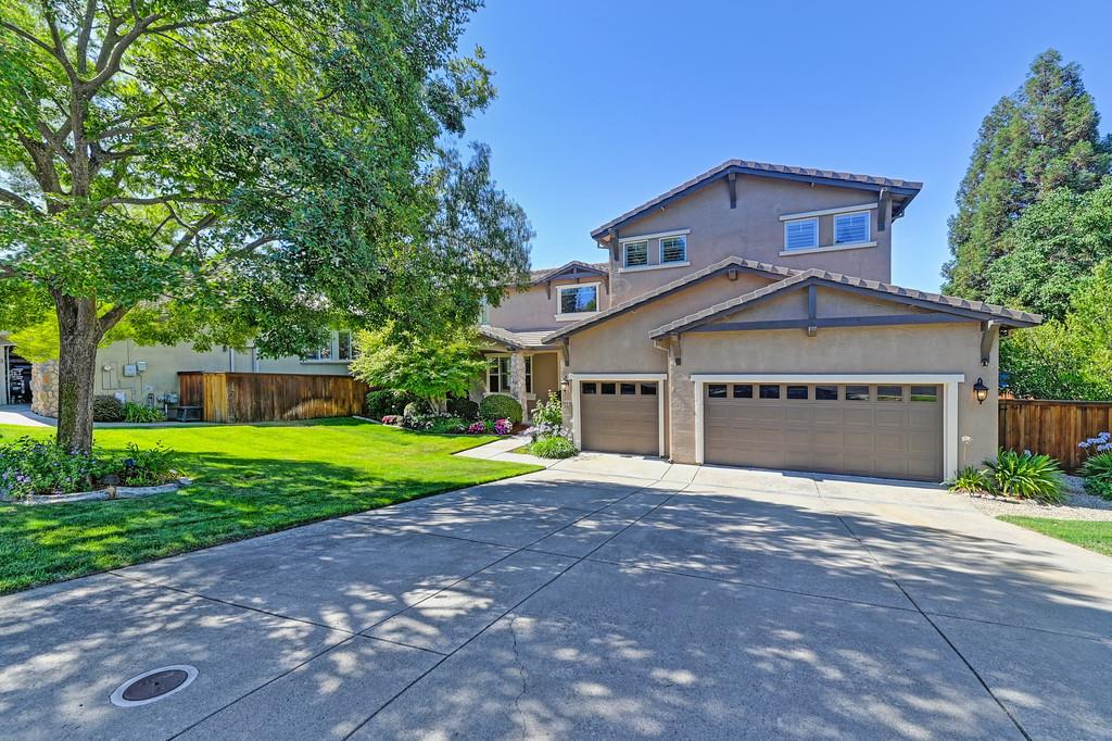 3809 Heather Court