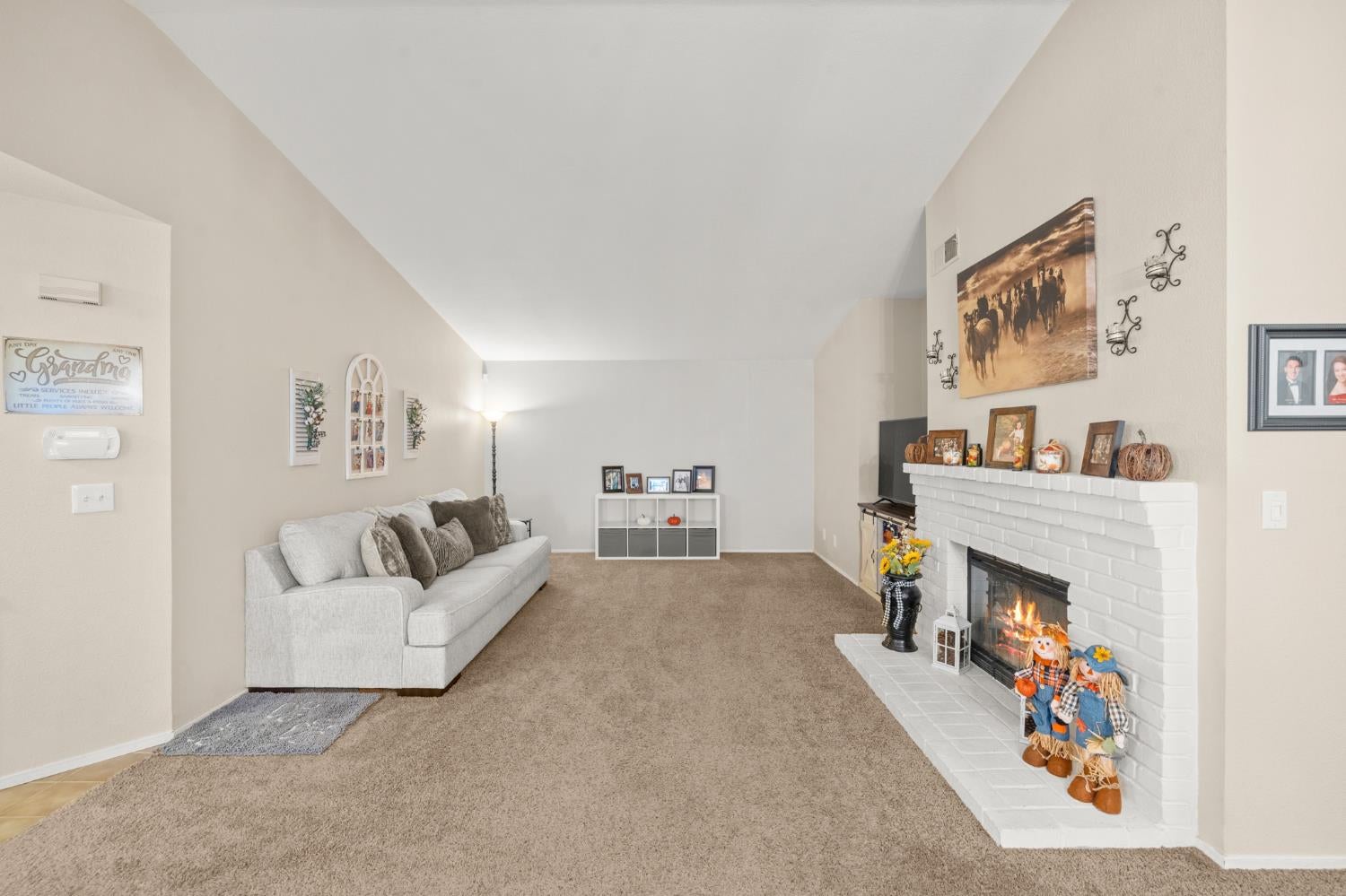 3210 Lemitar Way