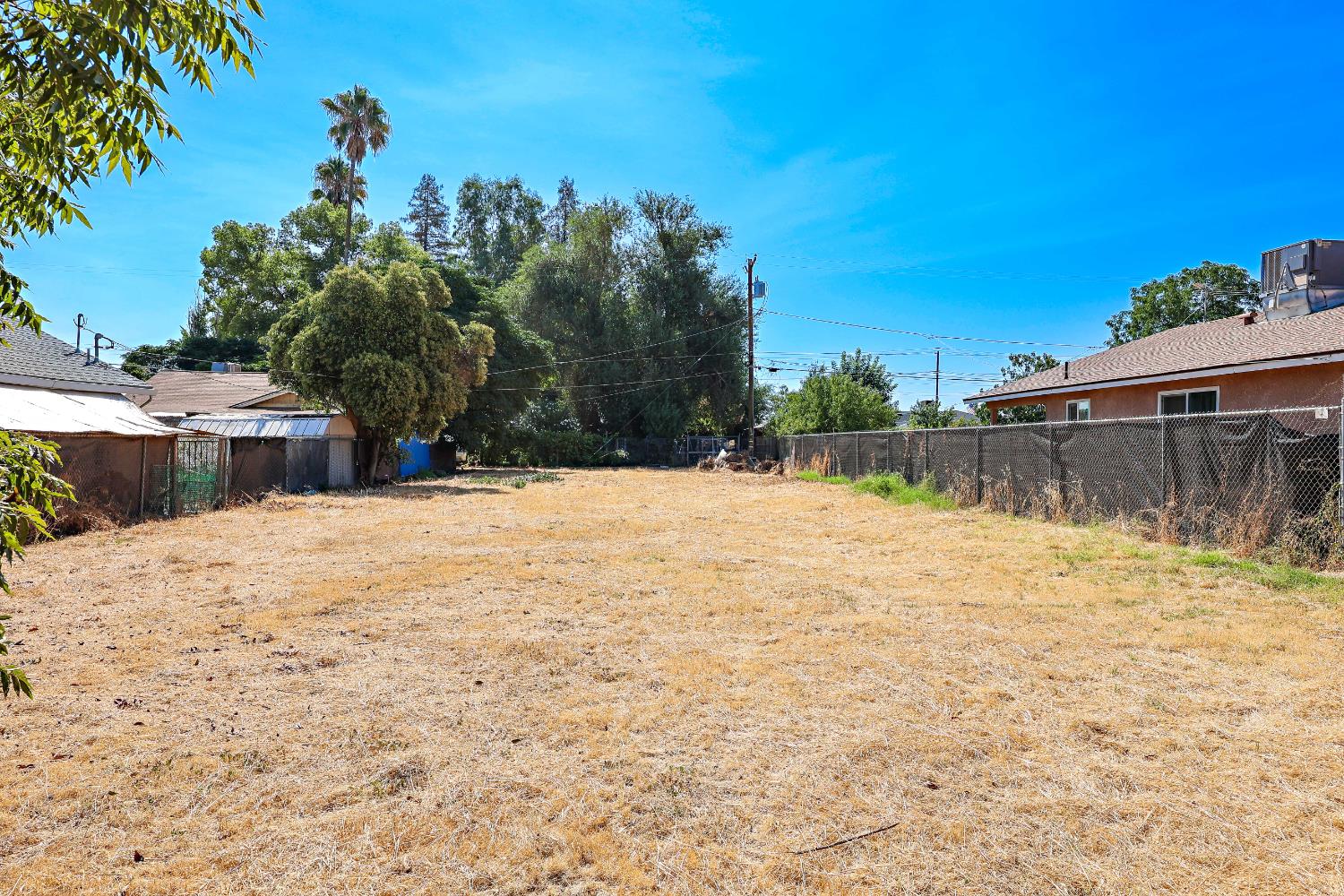 1205 Colusa Avenue
