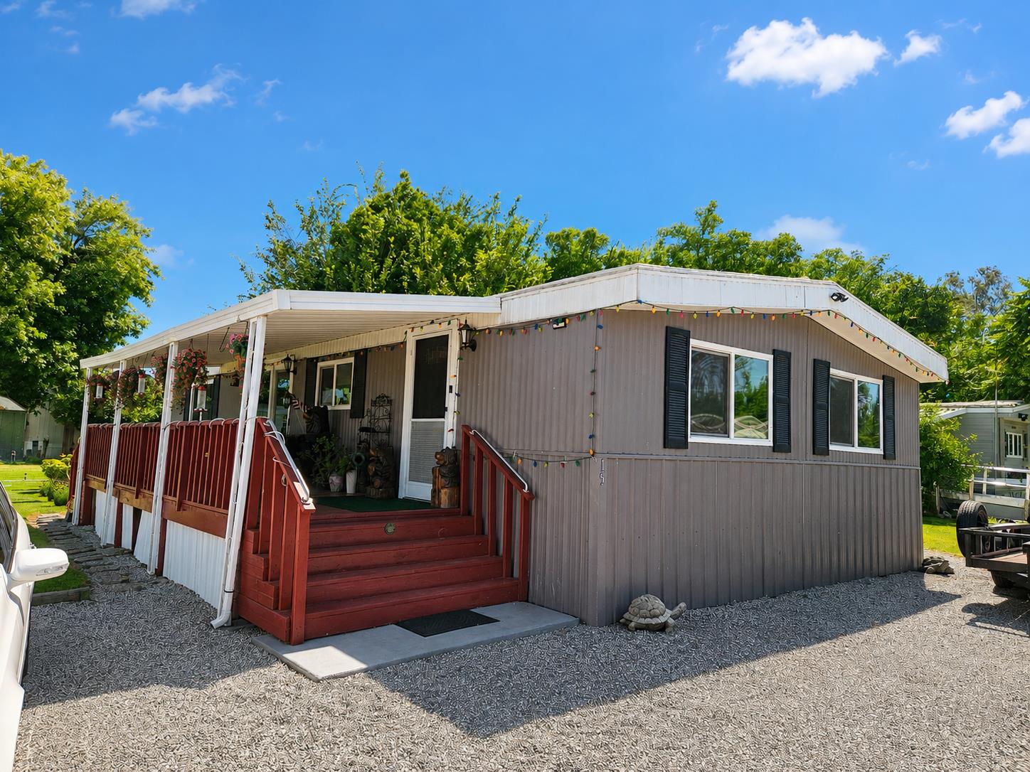 1450 Lake Avenue 15
