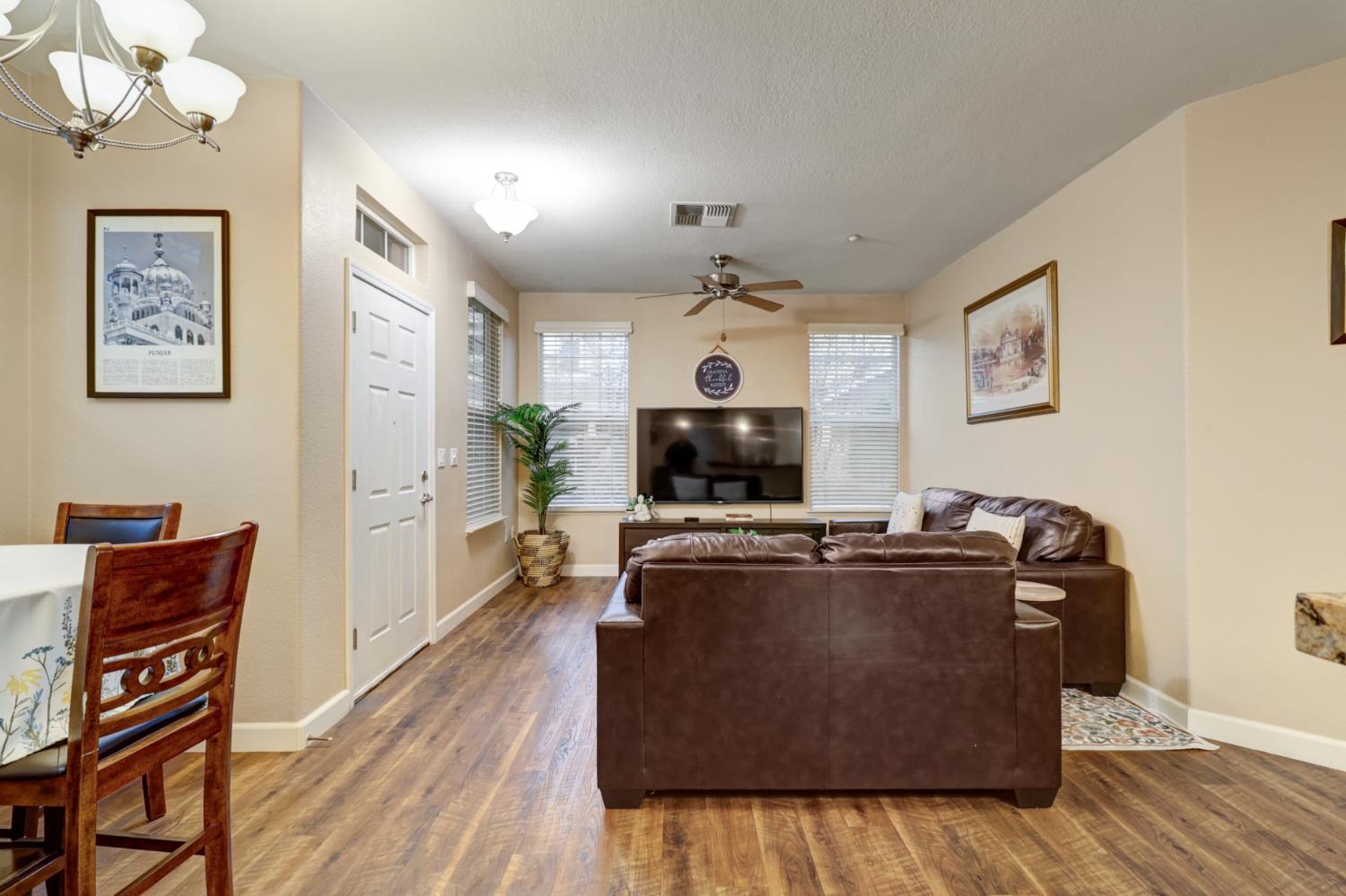 2898 Brighton Beach Way