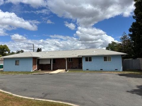 1224 S Lower Sacramento Road, Lodi, CA 95242 - MLS#: 225061149
