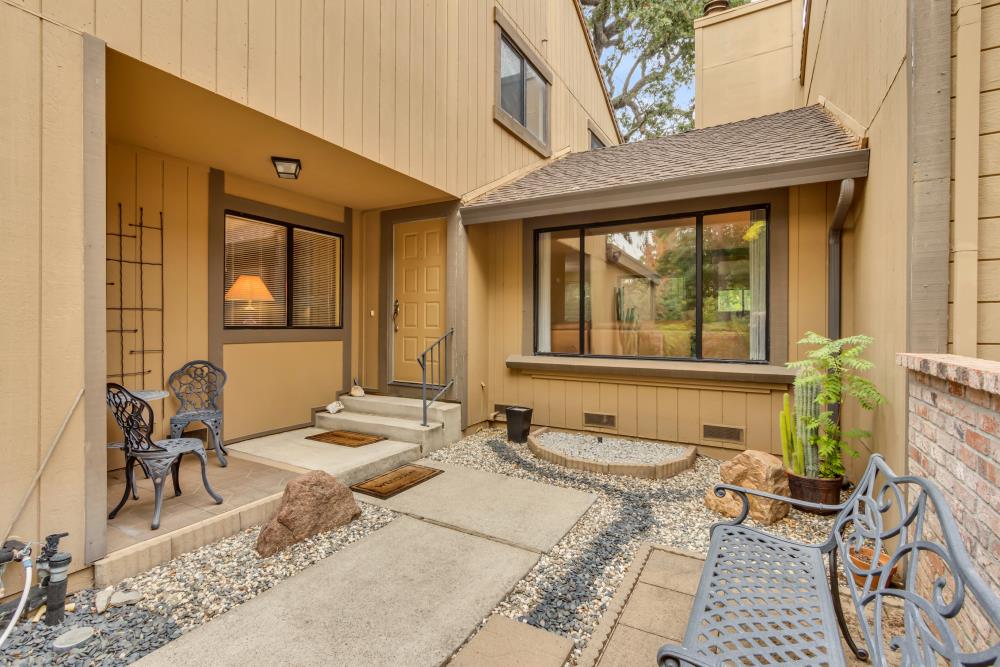 7025 Rancho Mirage Court