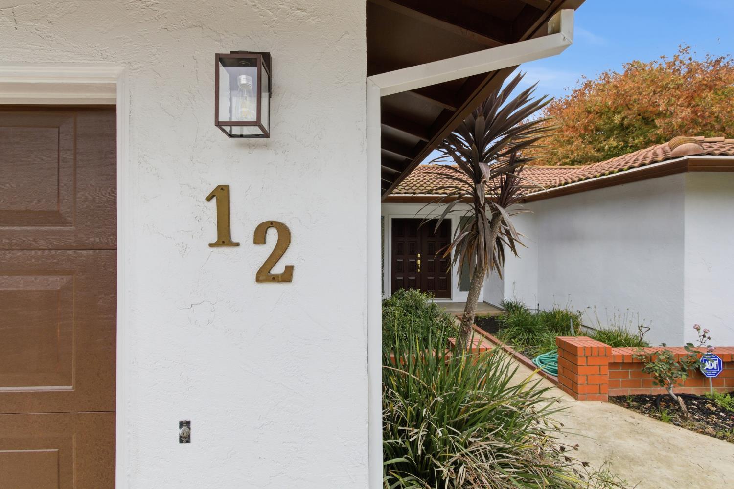 12 Seine Court
