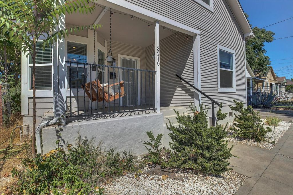 Photo of 3210 San Jose Way, Sacramento, CA 95817 (MLS # 225132439)