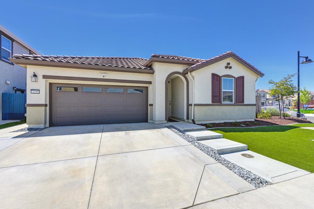 3250 Sienna Bluff Place