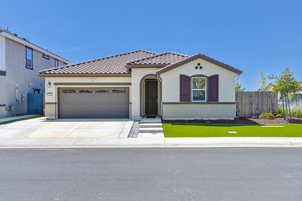 3250 Sienna Bluff Place