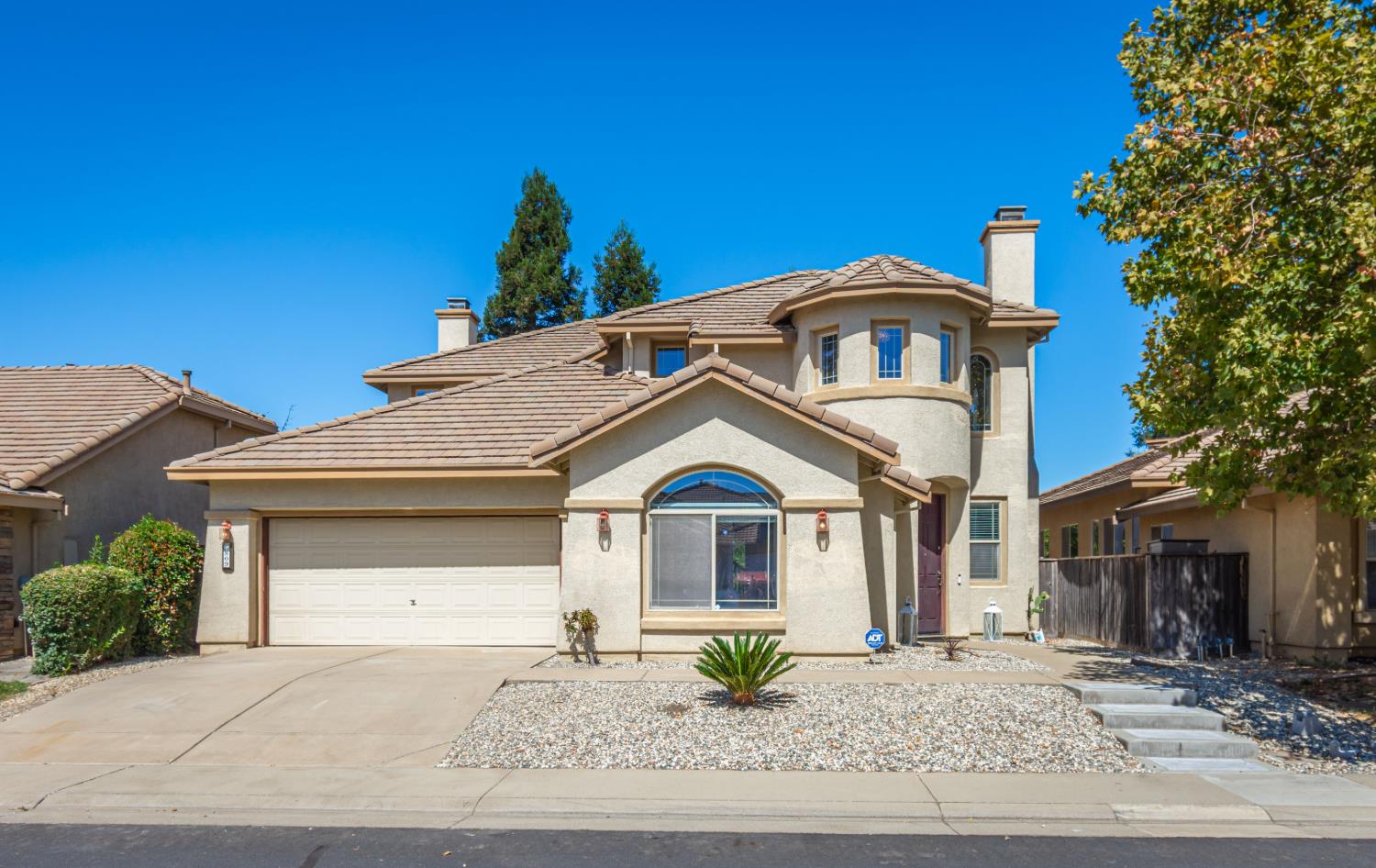 5809 Isaac Way