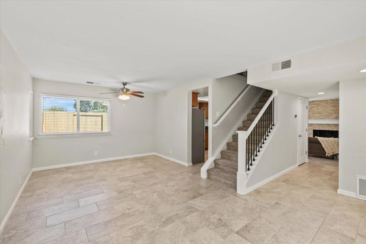 9425 Mira Del Rio Drive