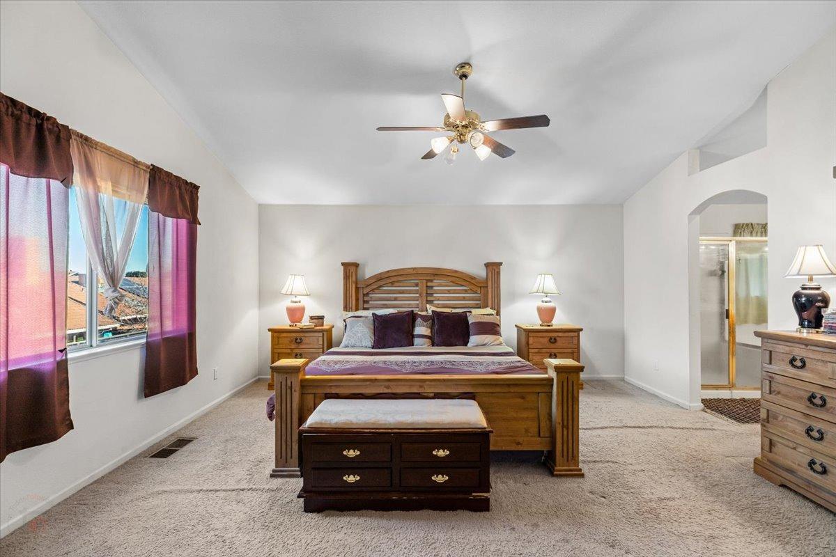 Los Banos, California 93635, United States, 4 Bedrooms Bedrooms, ,3 BathroomsBathrooms,Residential,Pending,692