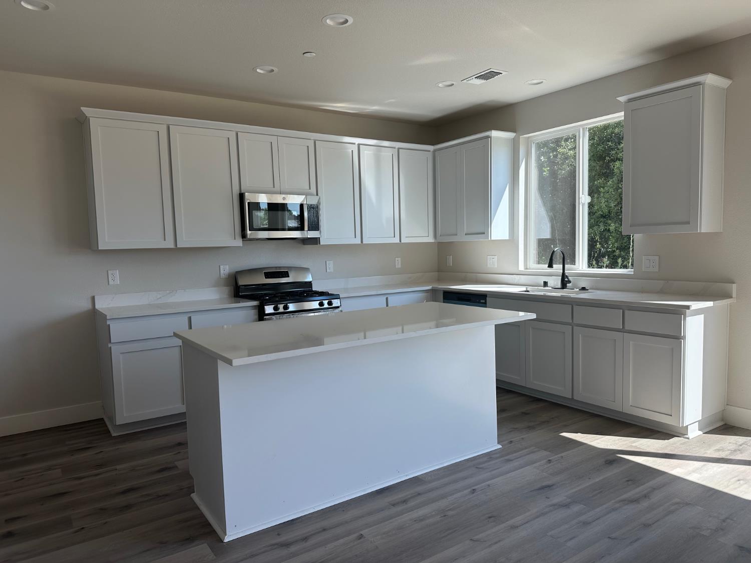 6720 Wyatt Circle