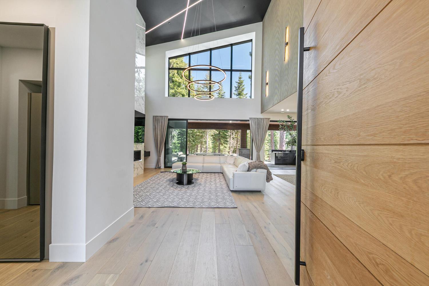 9287 Brae Road