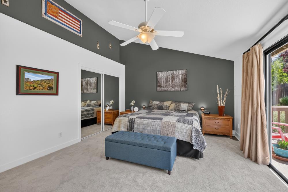 3063 Knollwood Drive