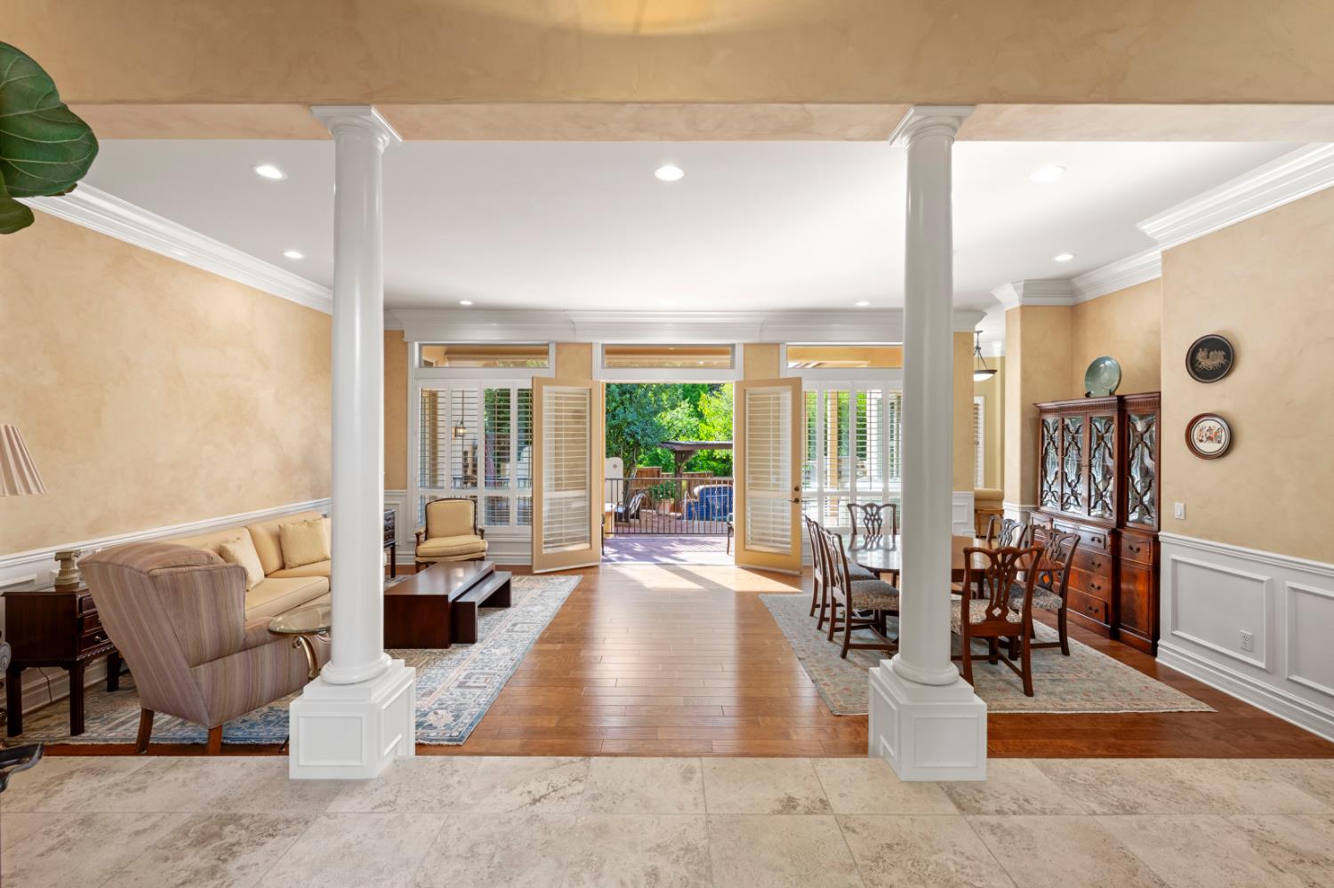 9739 Golf Club Drive
