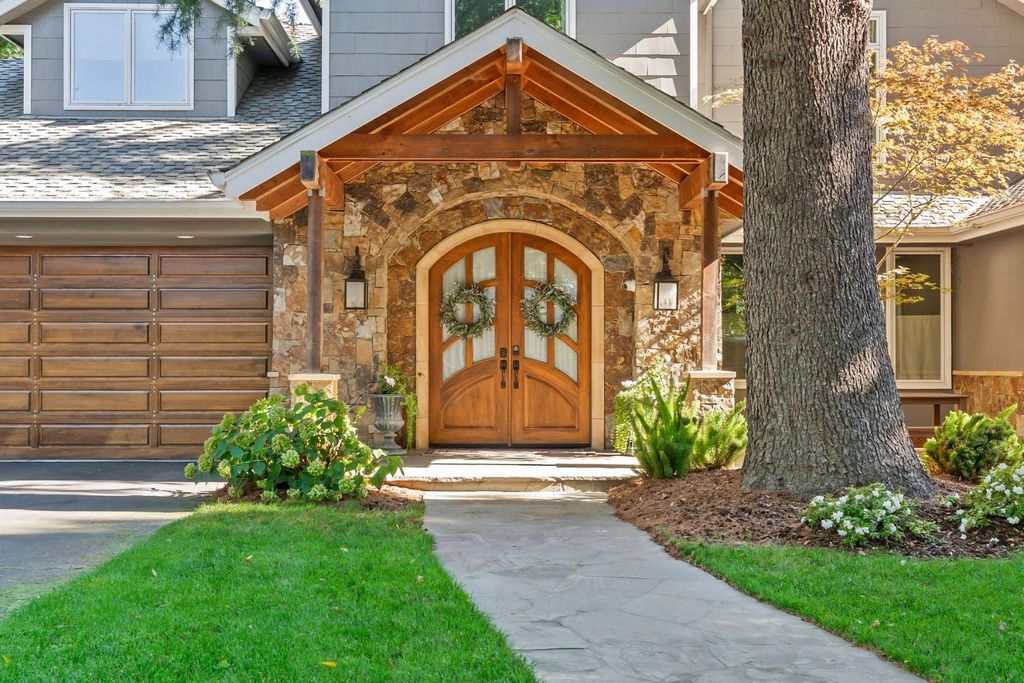 Photo of 1620 Gary Way, Carmichael, CA 95608 (MLS # 226028191)