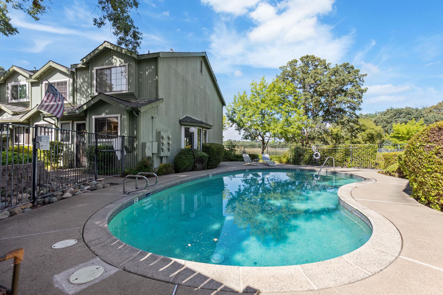 3133 Cambridge Road 3