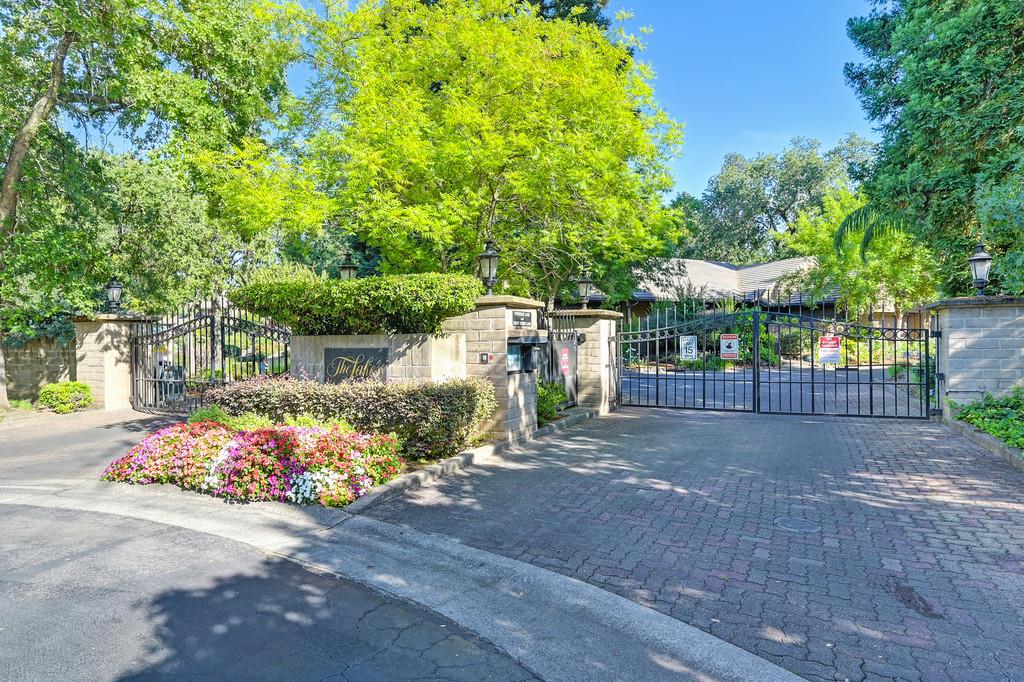 7639 Green Heron Lane