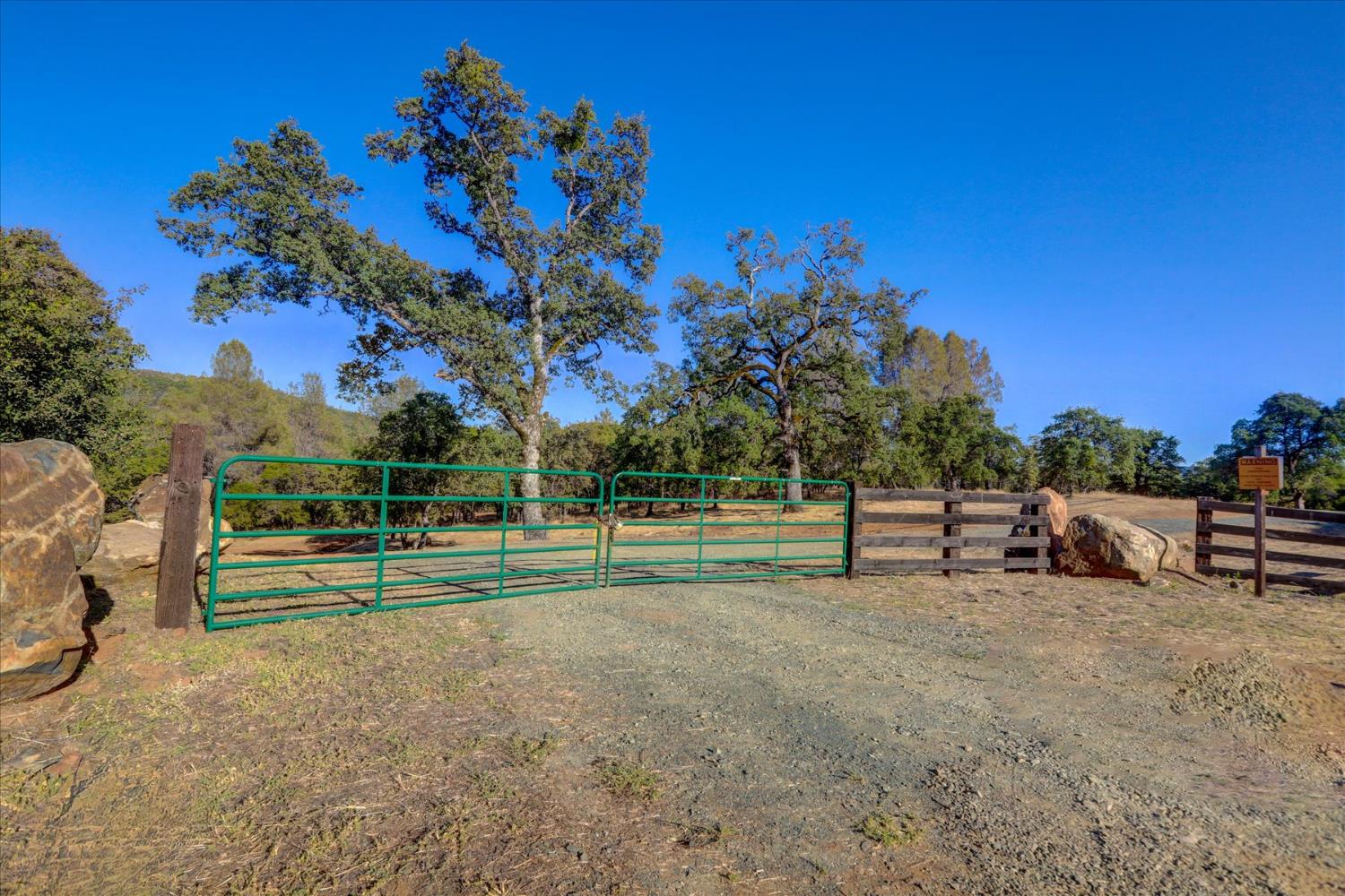 Browns Valley, California 95918, United States, ,Land,Active,192458