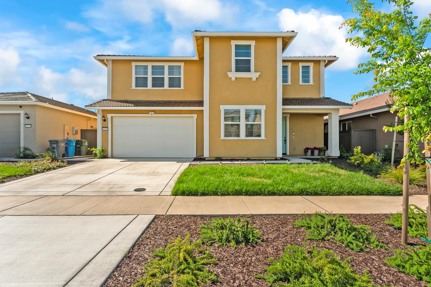 1100 Rio Del Oro Way