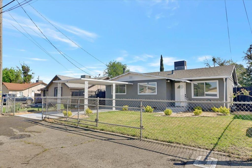 Photo of 4457 College Way, Olivehurst, CA 95961 (MLS # 226037937)