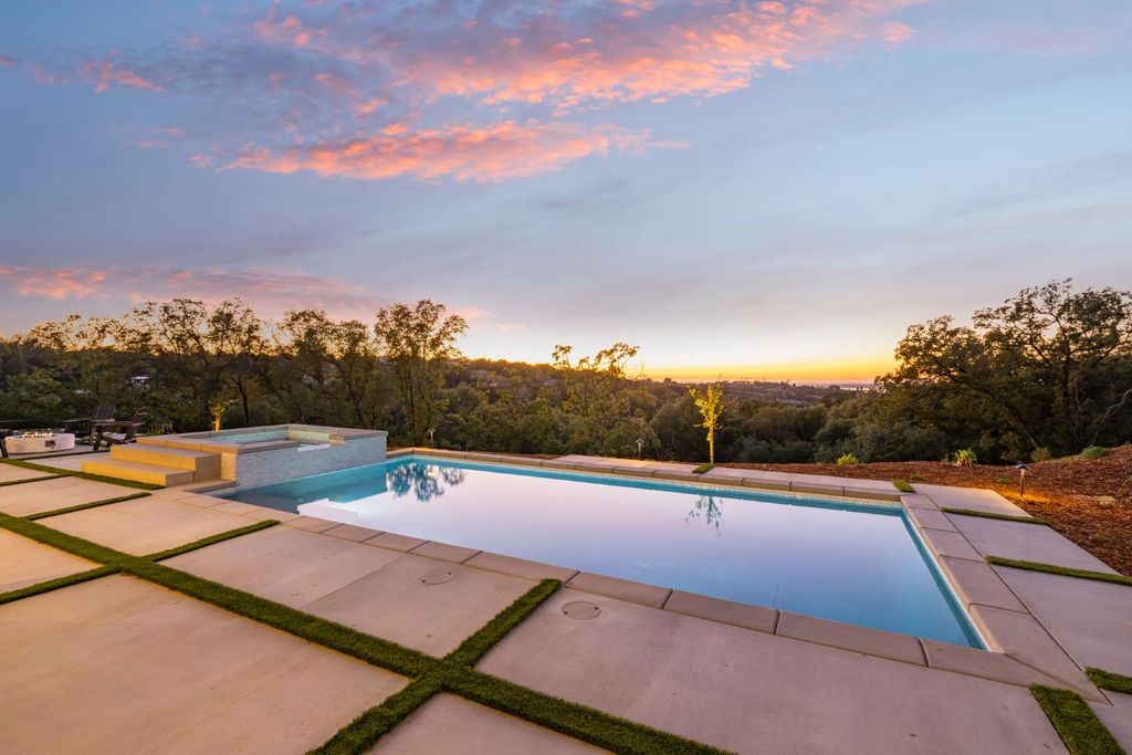 Photo of 4970 Greyson Creek Drive, El Dorado Hills, CA 95762 (MLS # 226041457)