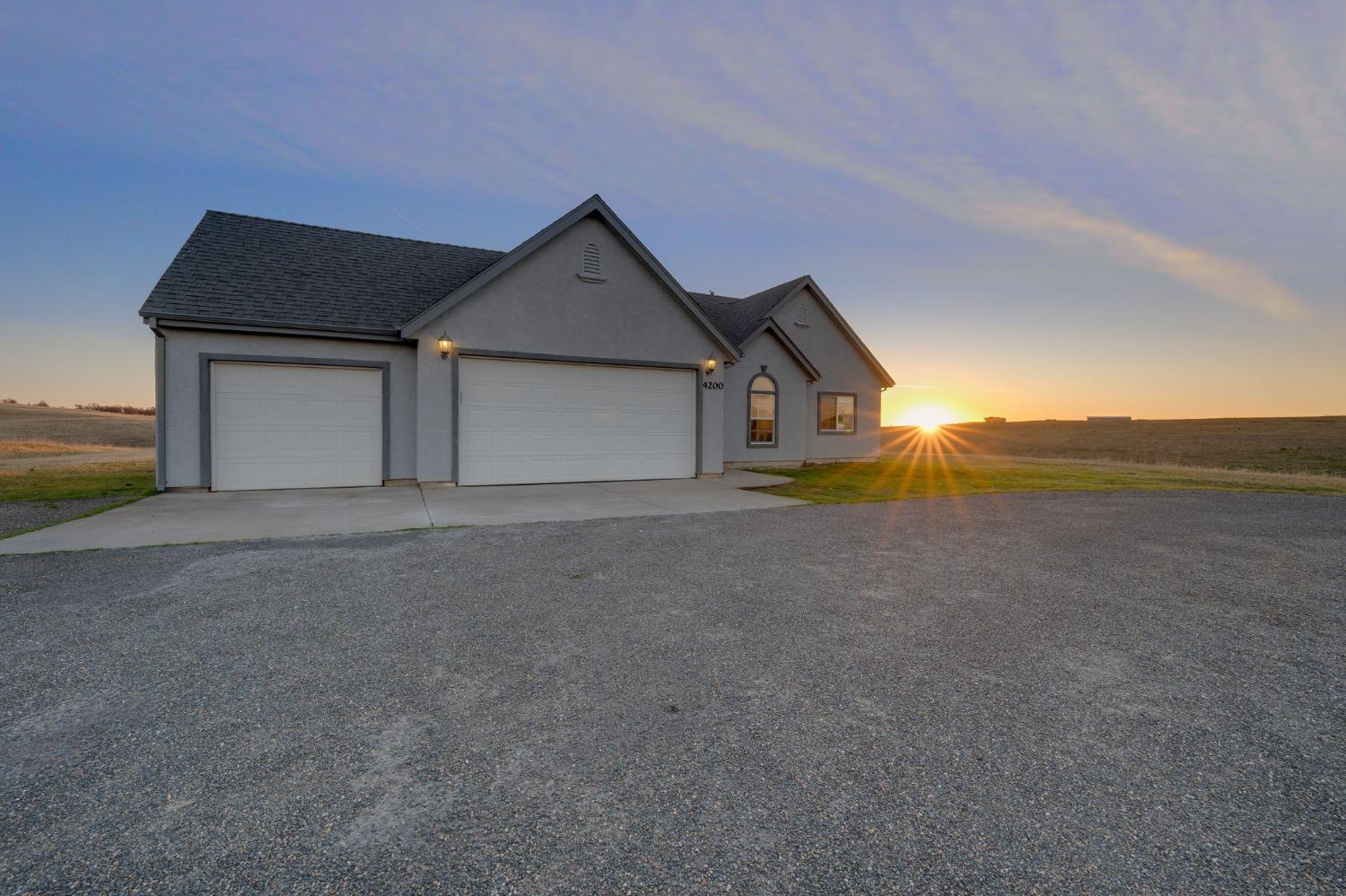 4200 Coulter Lane