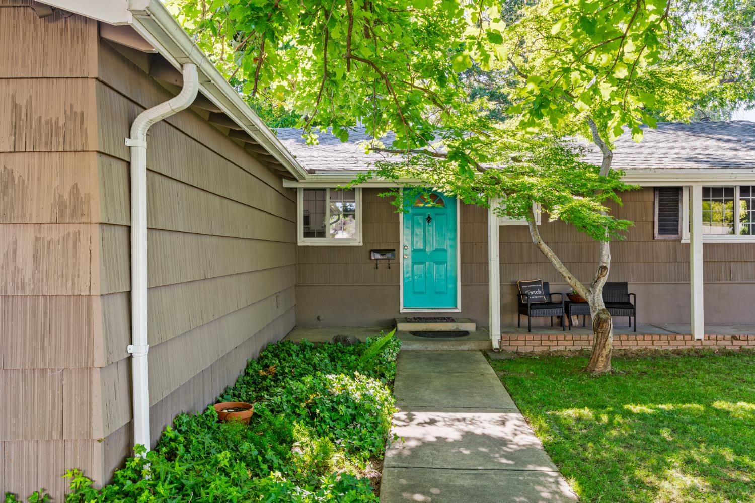 3219 Smathers Way