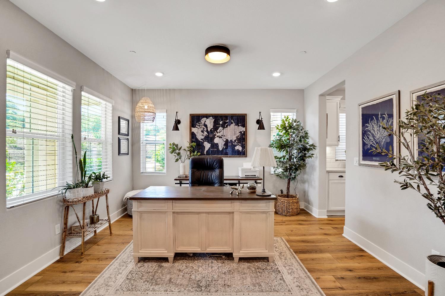 1232 Harvest Loop