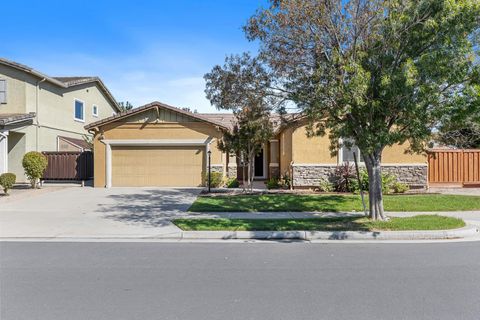 15940 Crescent Park Circle Lathrop CA 95330
