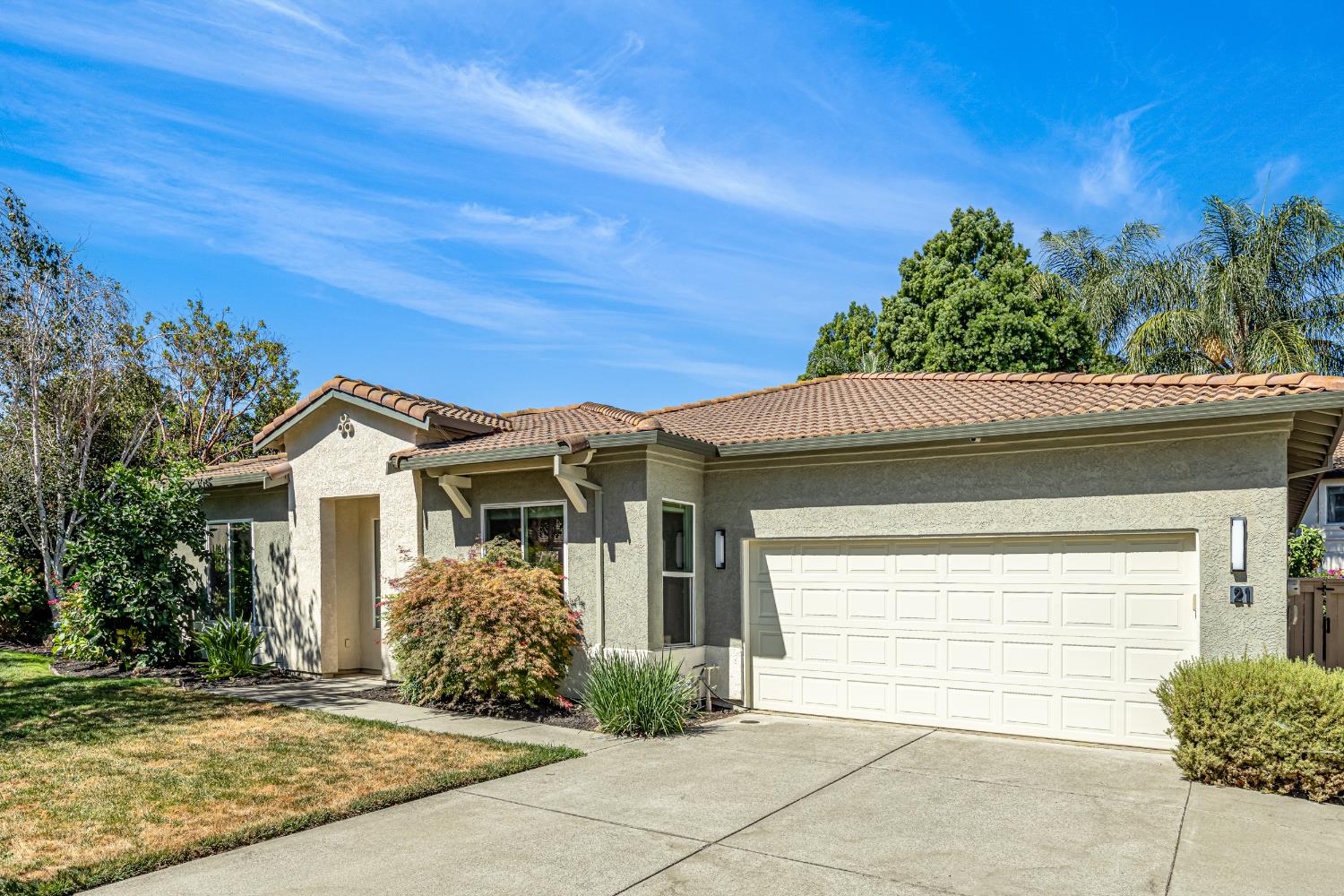 21 Jack Perry Place
