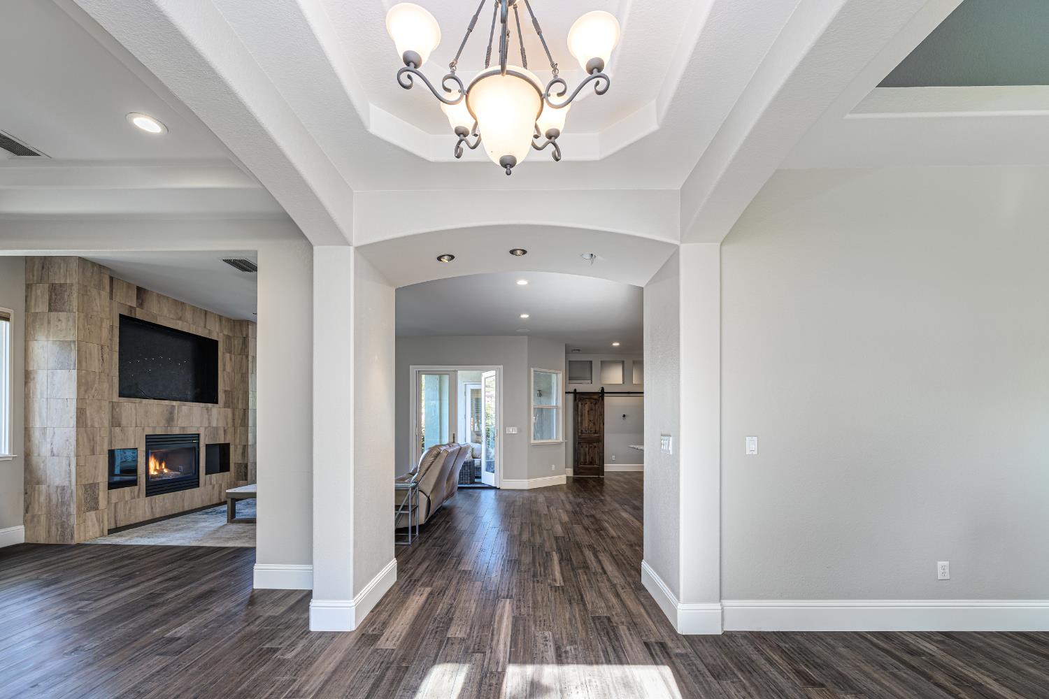 21 Jack Perry Place