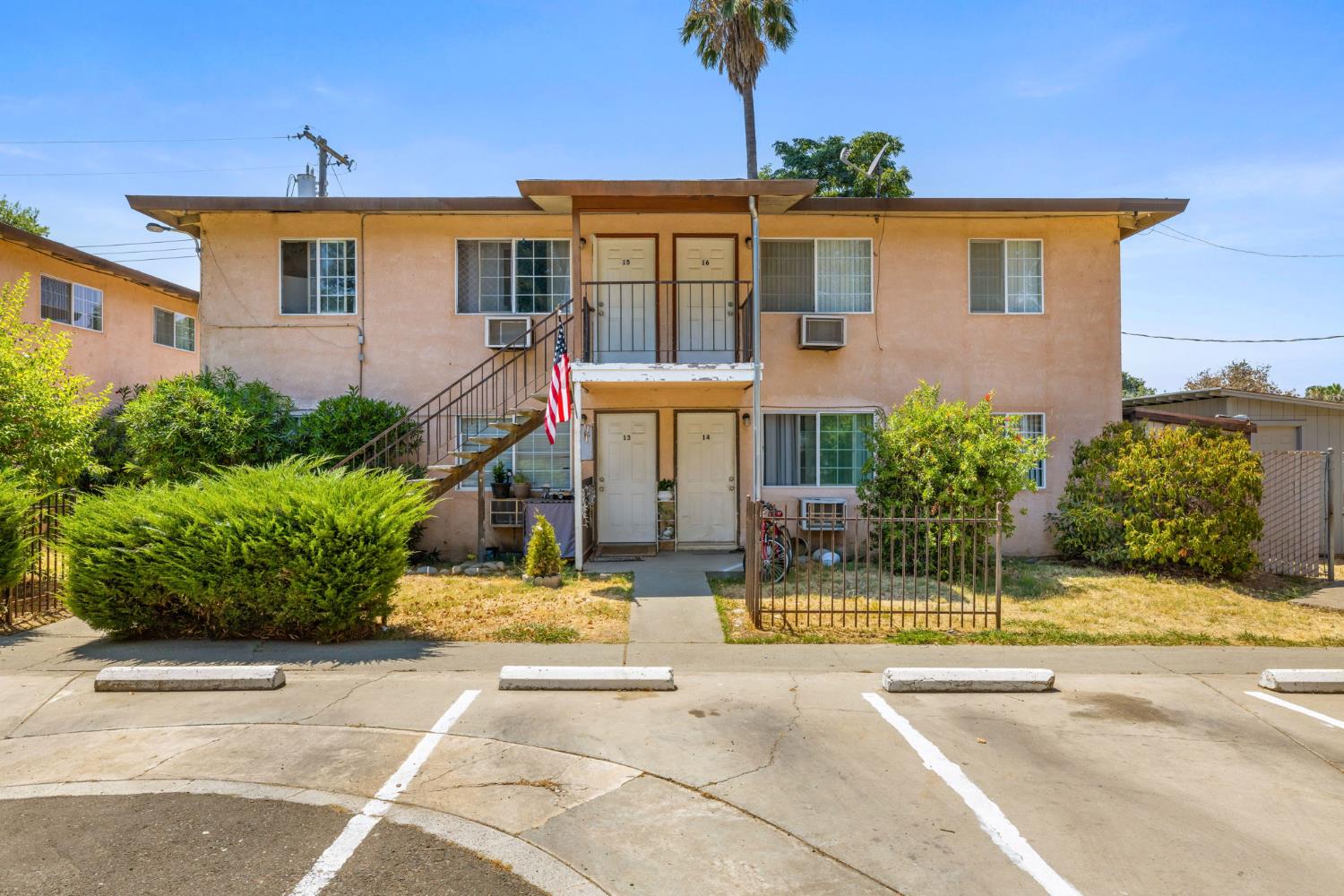 1015 Arcade Boulevard