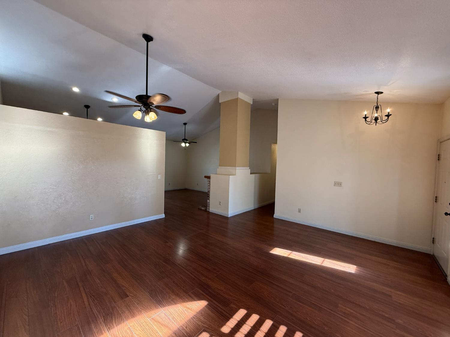 4817 Devereaux Way