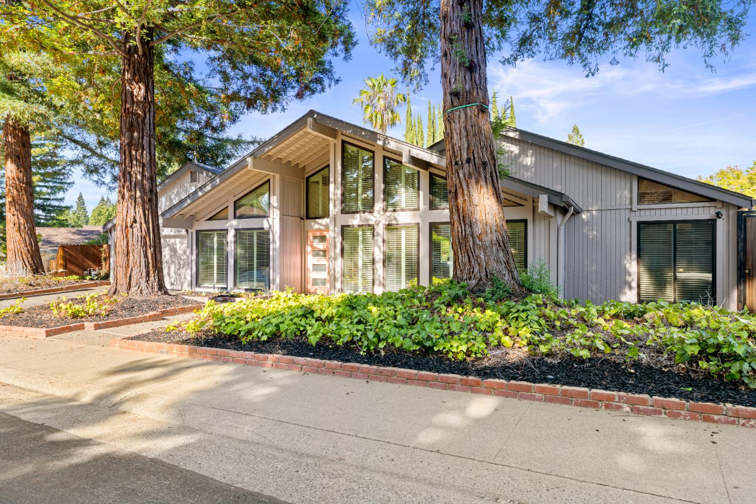 5150 Sunrise Hills Drive