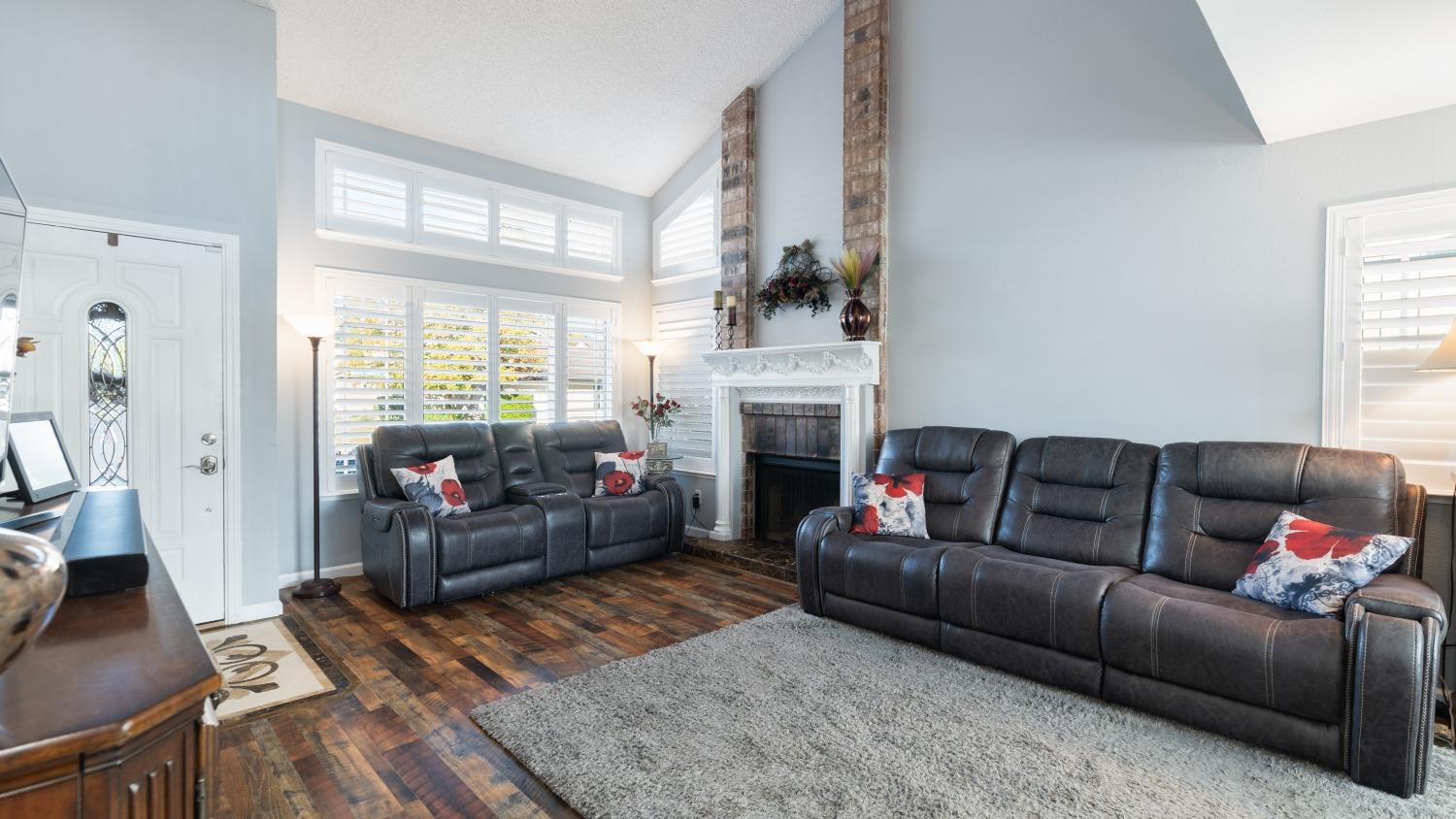 2312 Mills Ranch Way