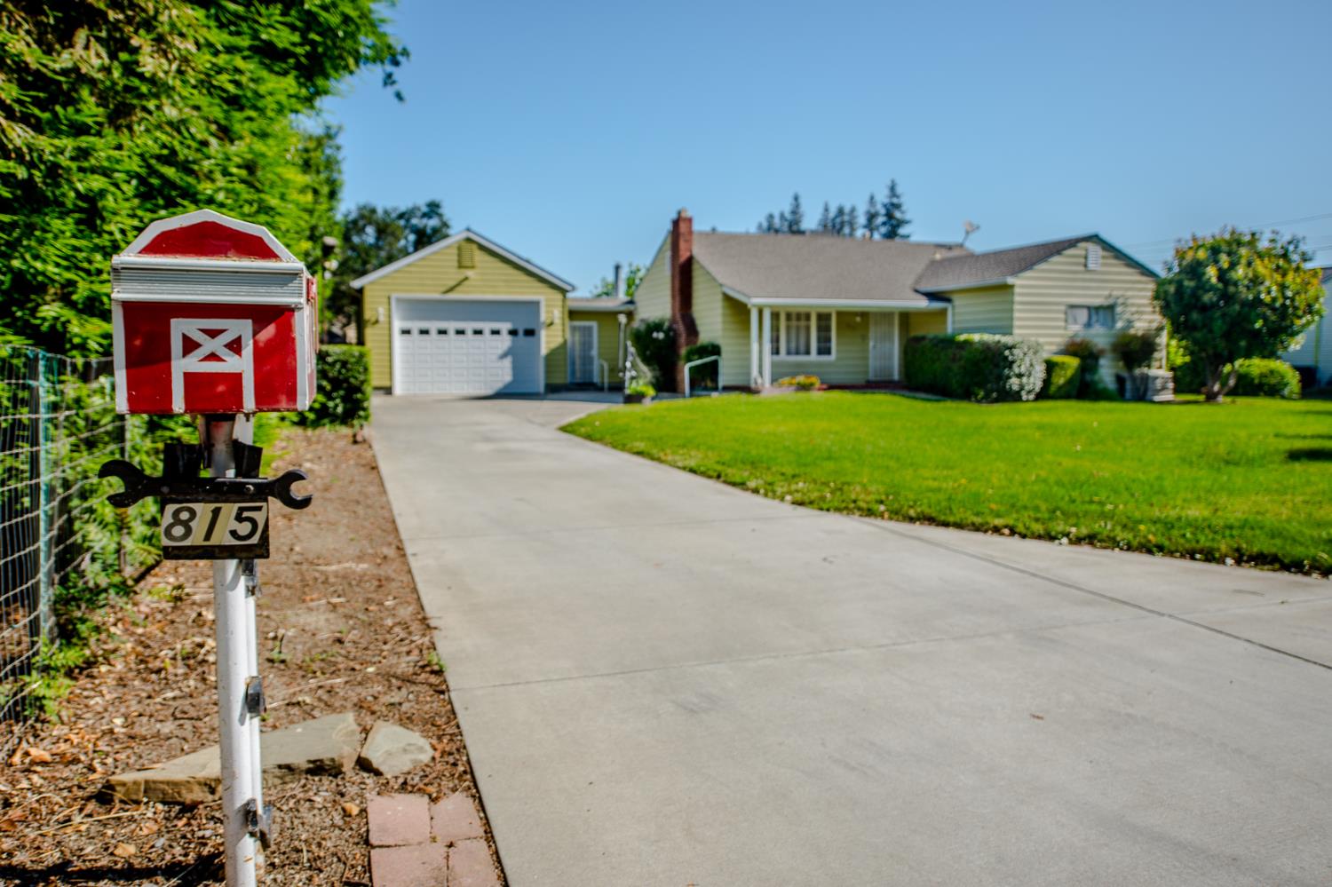 815 Woodland Avenue